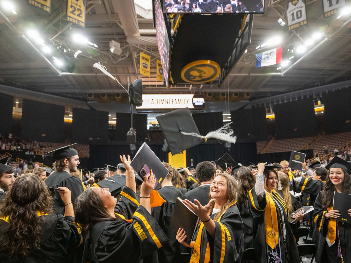 College of Liberal Arts and Sciences at Iowa tweet media