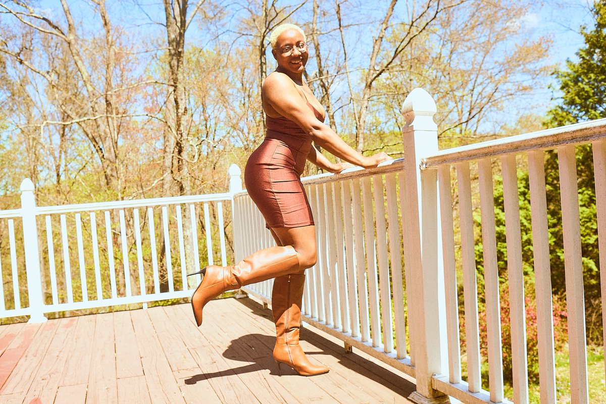 PeachFuzzXXX (Xbiz Miami) tweet media