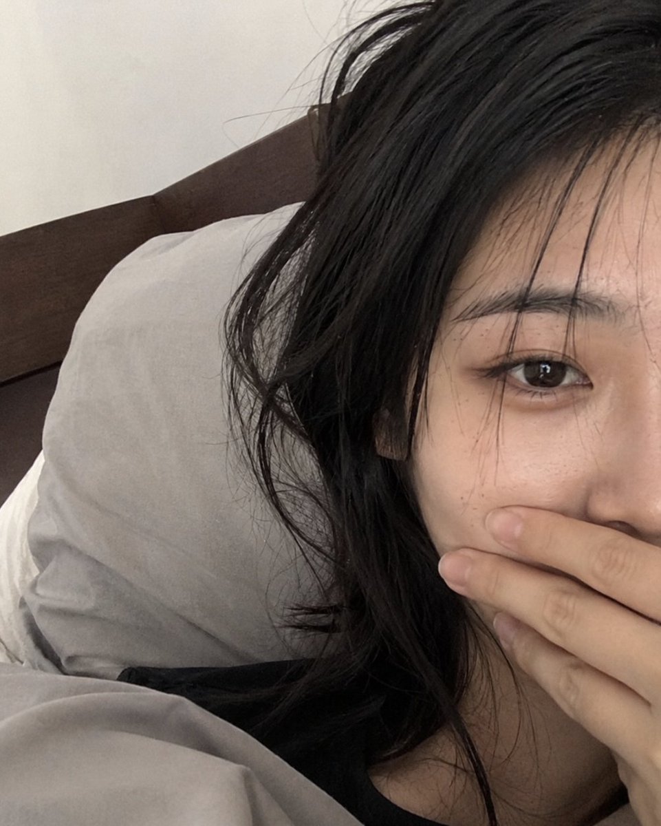 まお tweet media