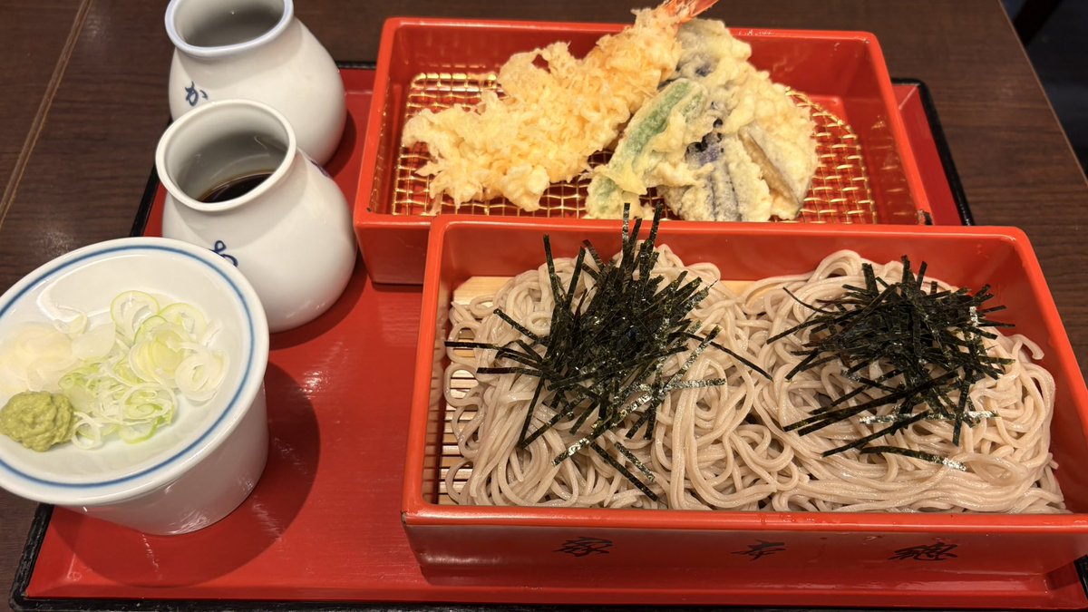 韮月 (にらよ) tweet media