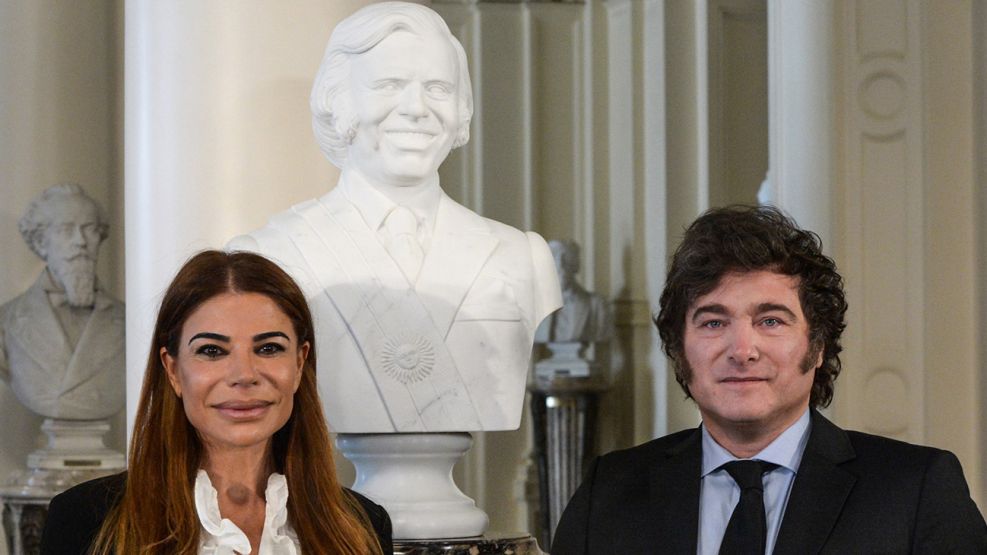 Un Dólar tweet media