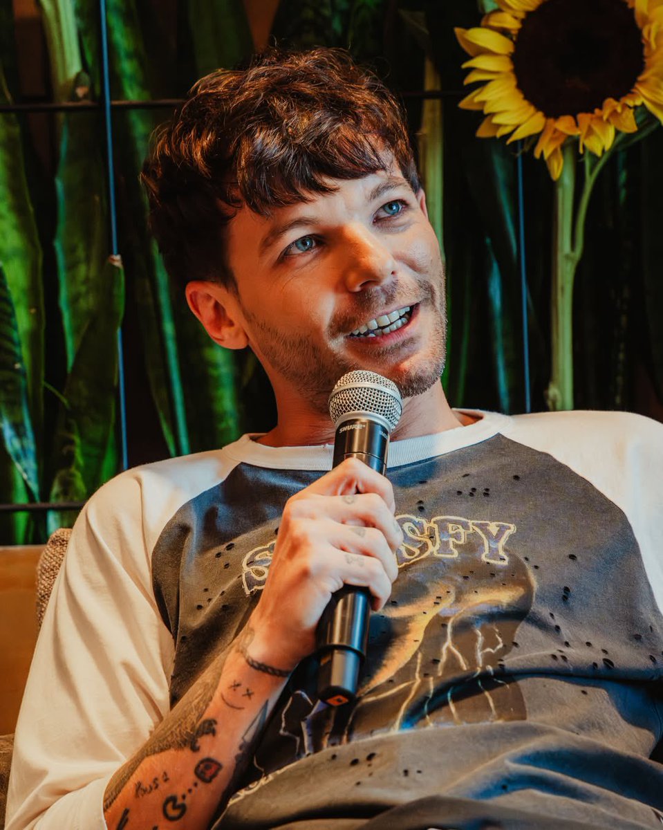 Louis Tomlinson Updates tweet media