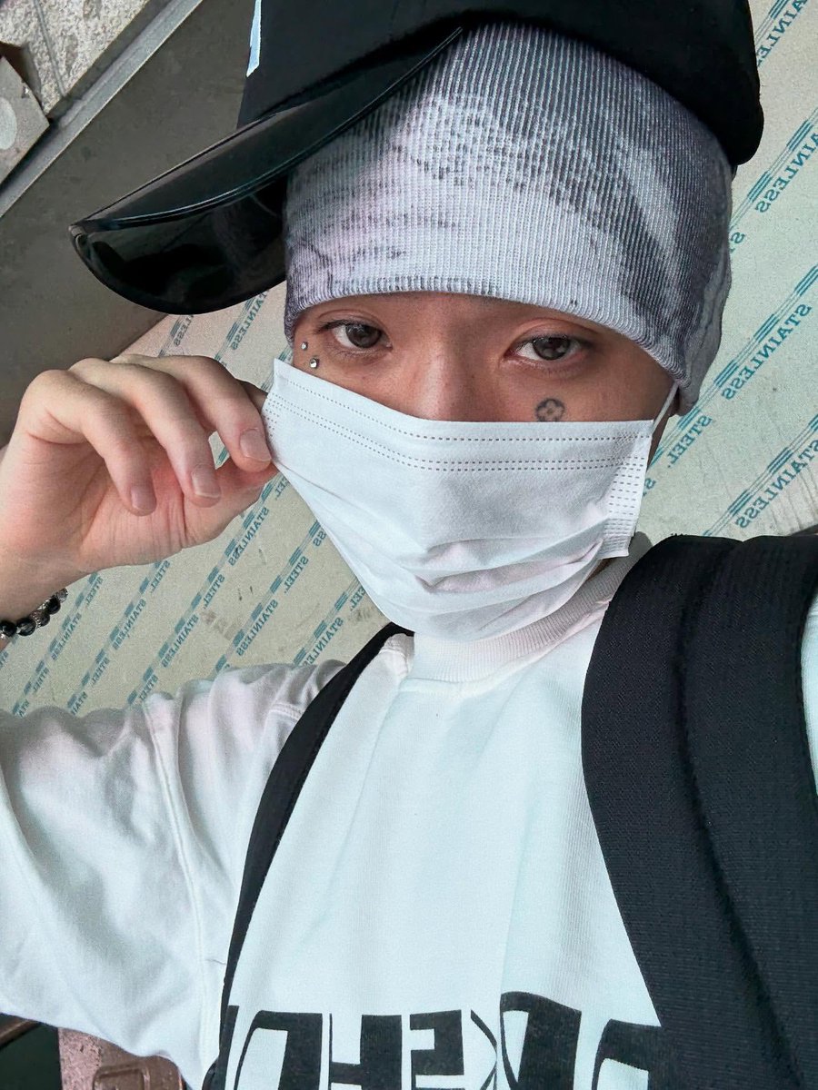 윤서 tweet media