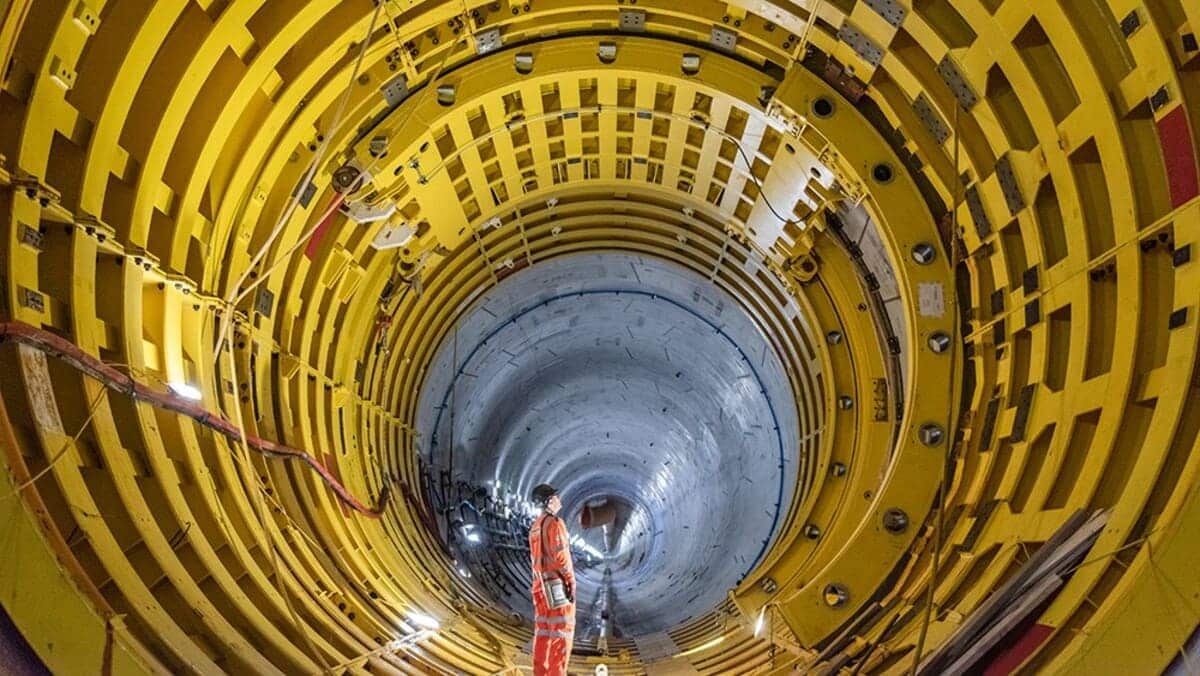 nakedsci's tweet photo. Прошлый год и первая половина 2026-го оказались невероятно насыщенными для строительной отрасли. Мир увидел впечатляющие инженерные достижения, рекордные мегапроекты и несколько историй, где все пошло катастрофически не по плану.

 https://t.co/nmRaAaZFT5 https://t.co/Uo3RkpT71K