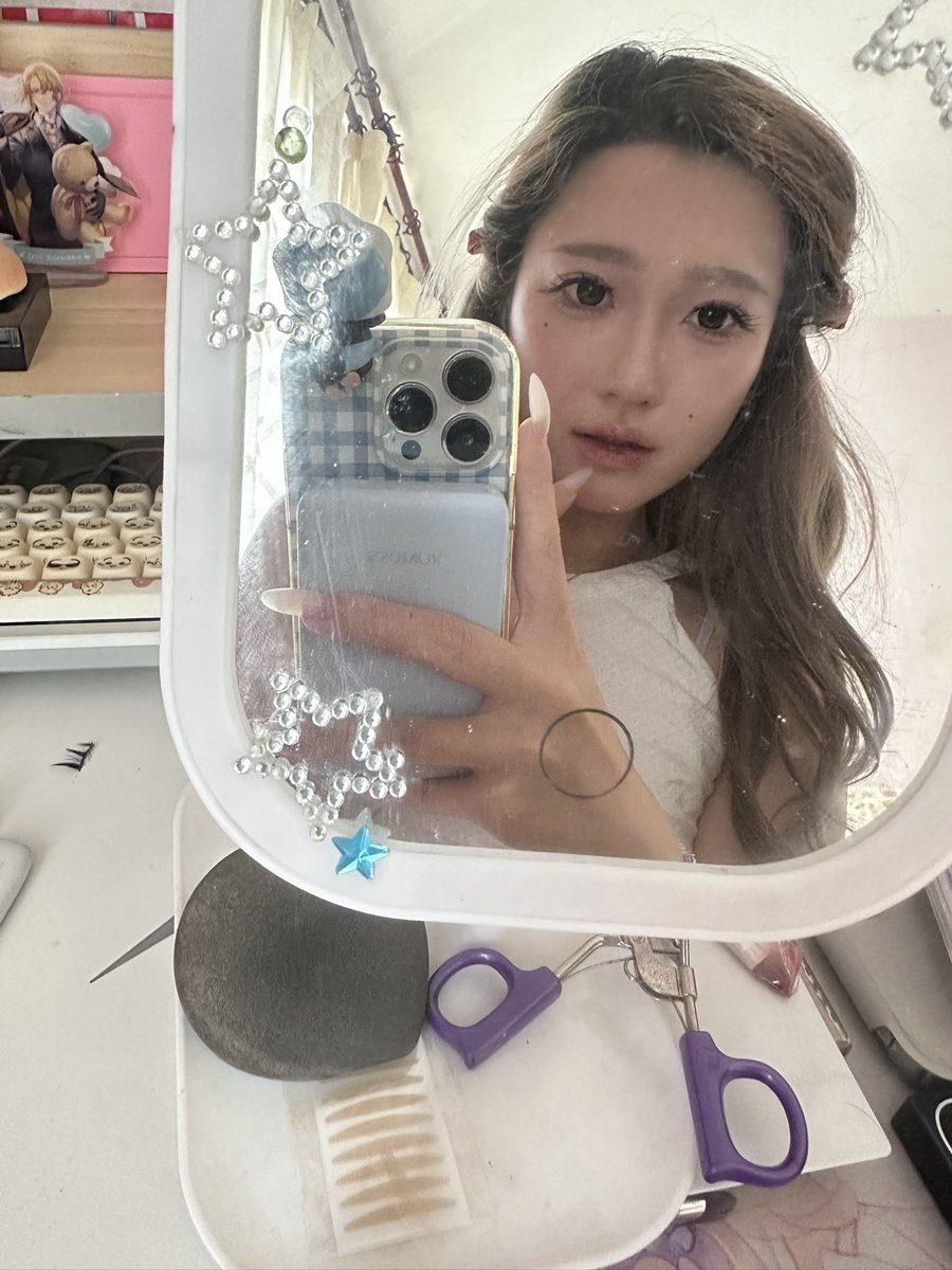 易珑静 tweet media