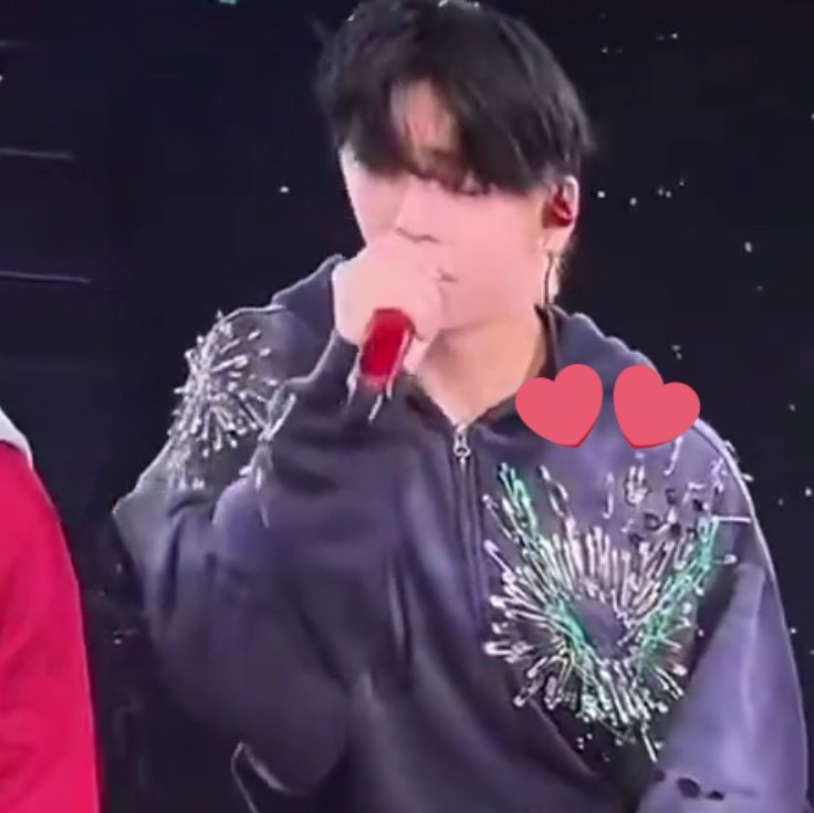Mιᥣᥱ💜🇨🇴 VOPE🦩| LIFE GOES ON | tweet media
