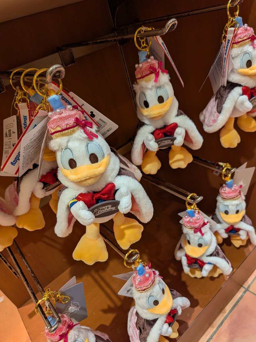 し- tweet media