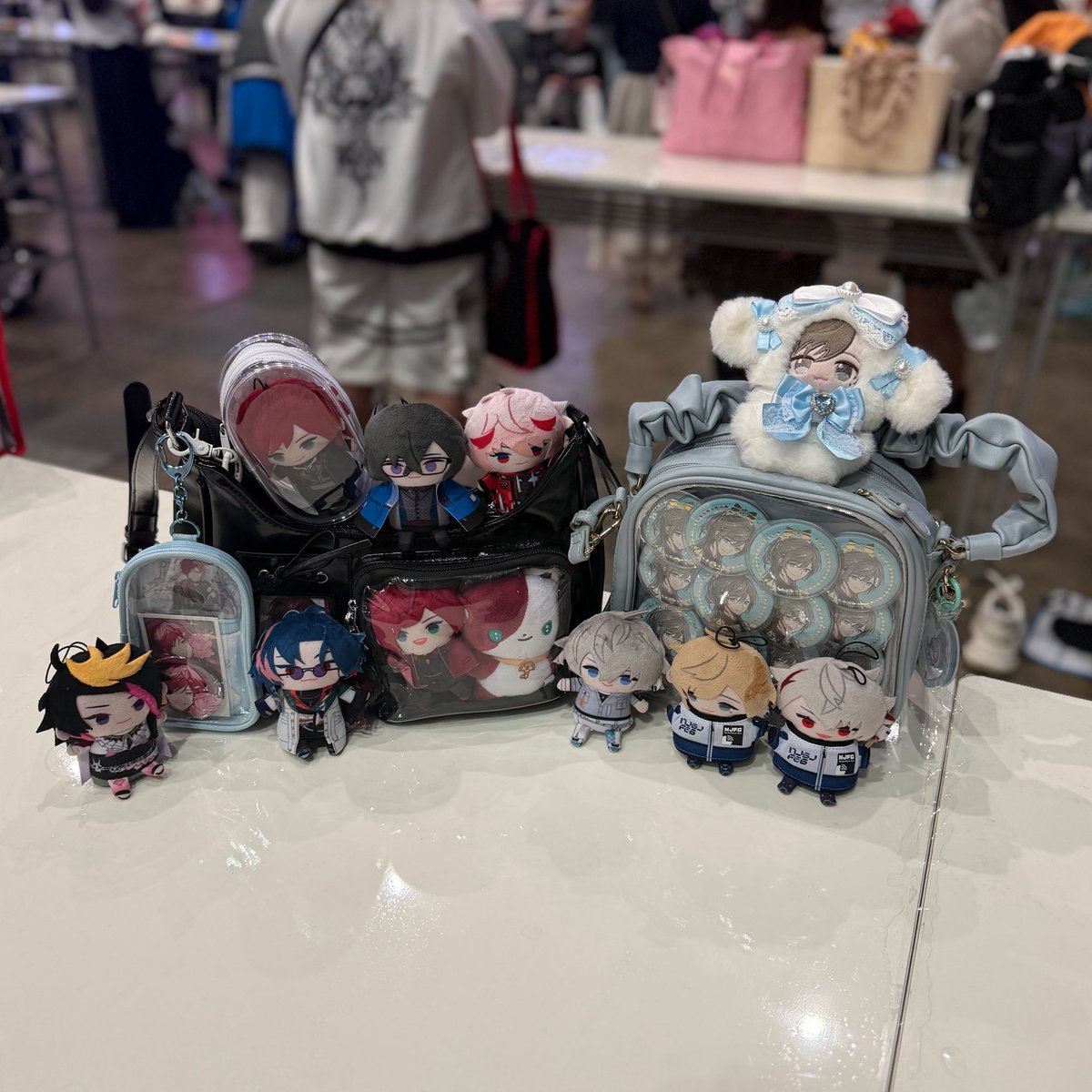 𝐣𝐲໒꒱ tweet media