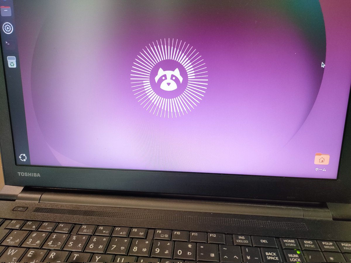 ottop85ask's tweet photo. 内蔵SSDがお亡くなりになった古いdynabook、外付けSSDでポータブルUbuntu化に成功。これであと５年は戦える！
#Ubuntu2604LTS https://t.co/ajS2H3Thll