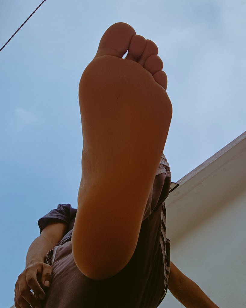 jhon._feet56 tweet media