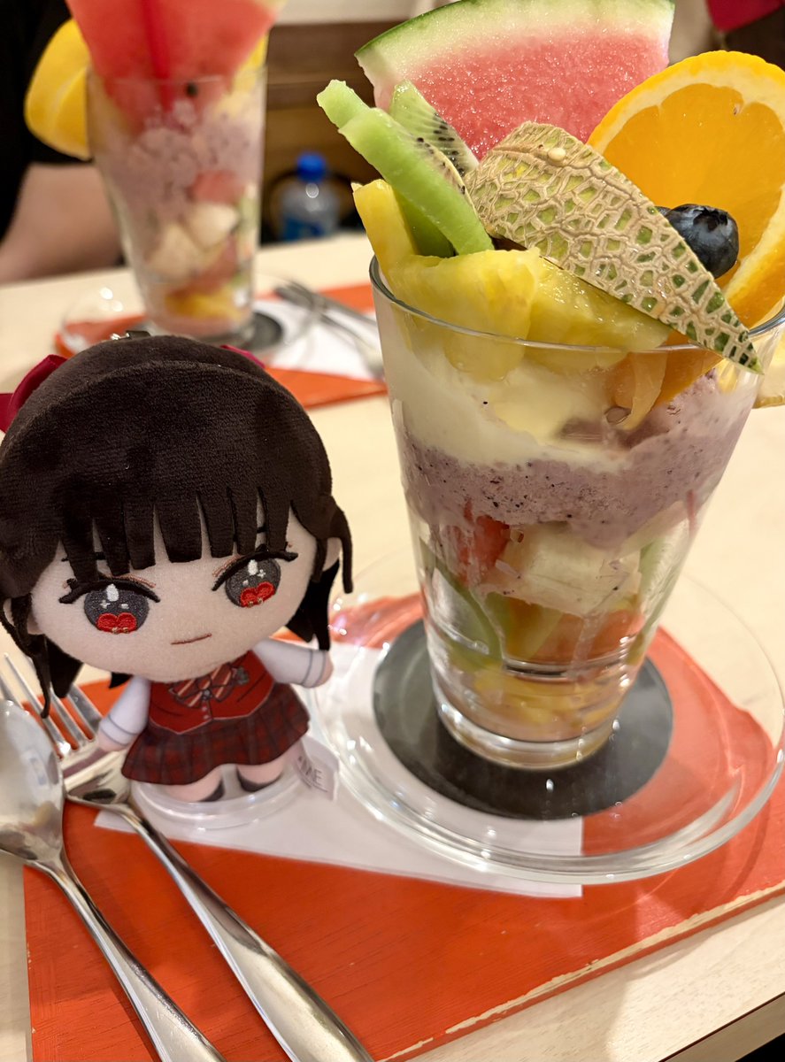 りこりす tweet media