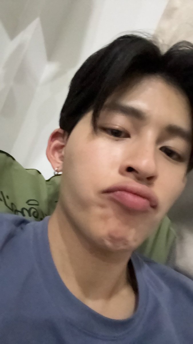 ต้า シ tweet media