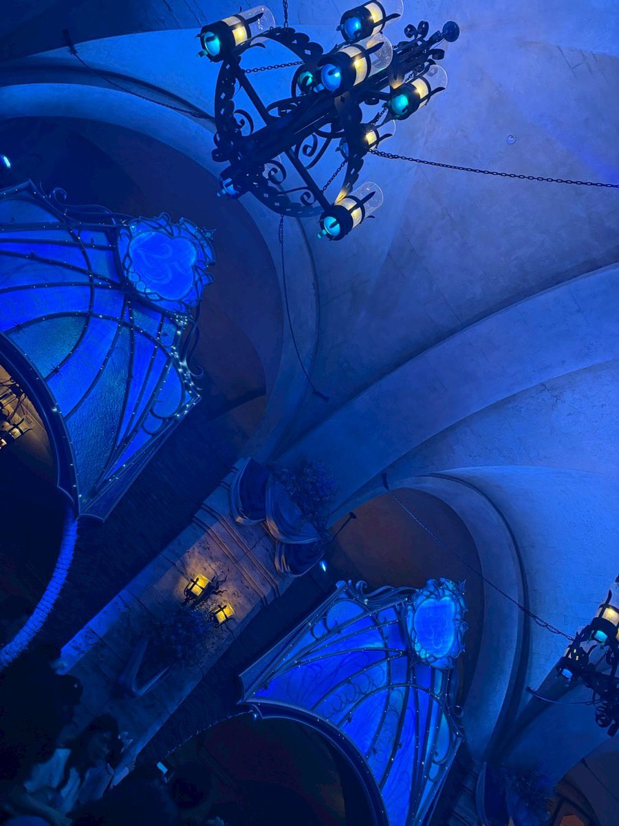 kmn_pen's tweet photo. ディズニー行ってきた〜🥰
シー初めてだったけどちょー楽しかった
余韻やばい🫠 https://t.co/ttYdVi3HMp