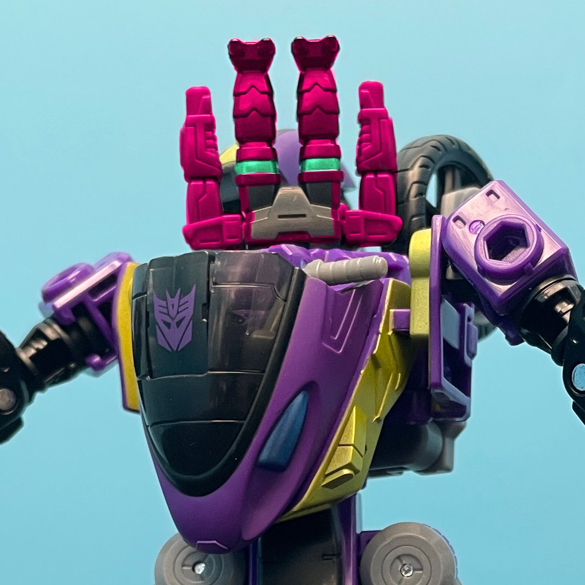 Cryptid’s Customs tweet media
