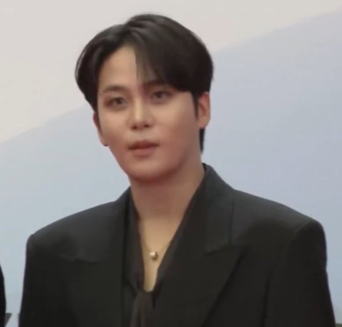 jongho thinker 💭 tweet media
