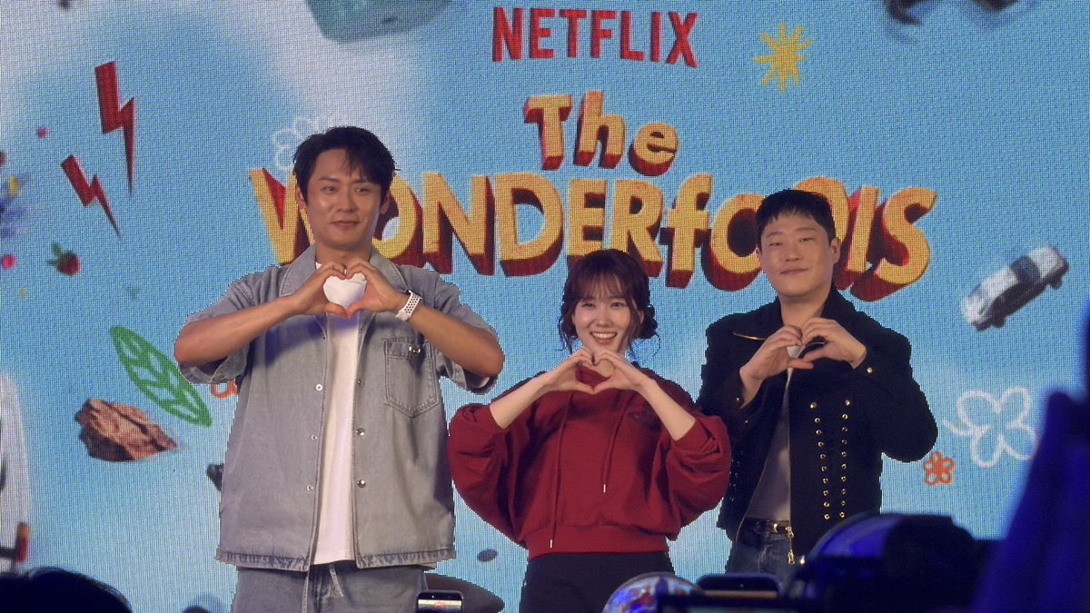 유월 tweet media