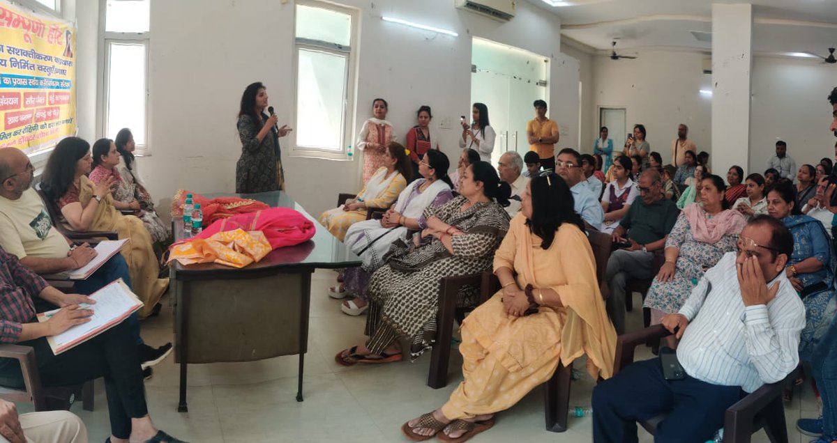 ngo_sampurna's tweet photo. Every child deserves guidance. Every woman deserves opportunity. That is what Sampurna works for every single day.

#WomenDevelopment #ChildCare #Sampurna https://t.co/Y5L2KXiYch