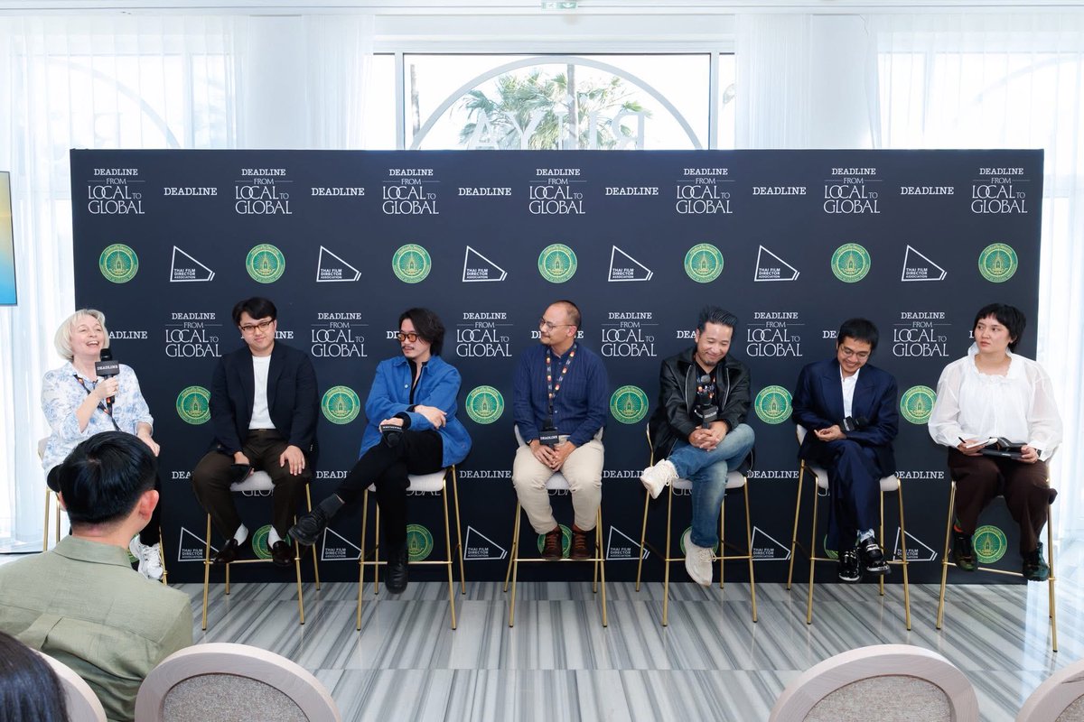 JungkaStudio's tweet photo. จากหน้าจอมอนิเตอร์สู่งานเสวนาในคาสน์ 
5 Filmmakers ร่วมเสวนาในงานของ DEADLINE: FROM LOCAL TO GLOBAL - Thai Cinema Showcase’ ณ RÜYA AT THE CARLTON เมืองคานส์ ประเทศฝรั่งเศส

#MarcheDuFilm2026
#CannesFilmFestival https://t.co/kq4NrnSIli
