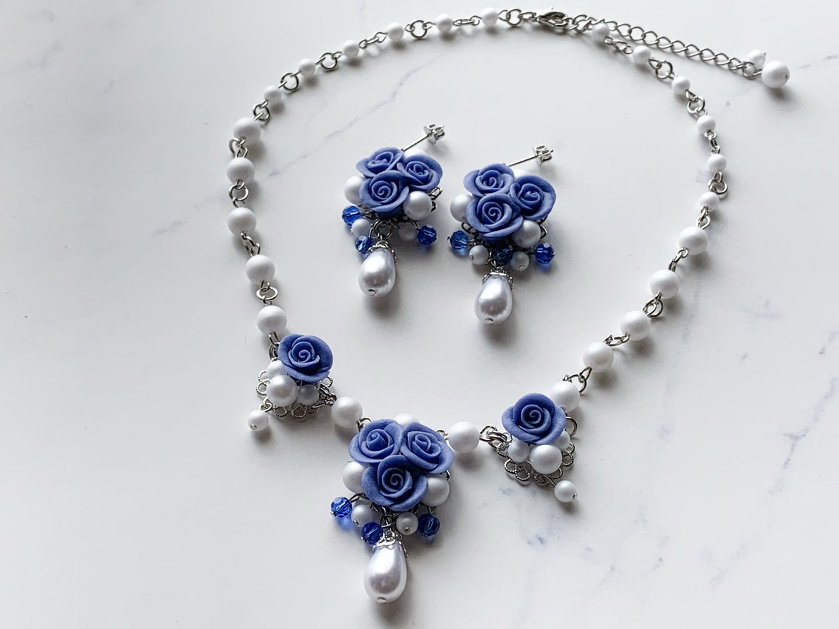 Ms_Accessory's tweet photo. デザインフェスタ vol.63 に出展いたします！

🌟出展名: M's Rose Accessories
🌟出展日: 5/23(土)24(日)
🌟東京ビッグサイト 南館4階　
🌟ブース番号: R-323

両日出展いたします。

華やかな薔薇アクセサリーをたくさんご用意して、お待ちしております。

#デザフェス63リポスト
@designfesta https://t.co/JeL9YCYc2b