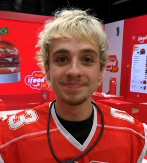 juão tweet media