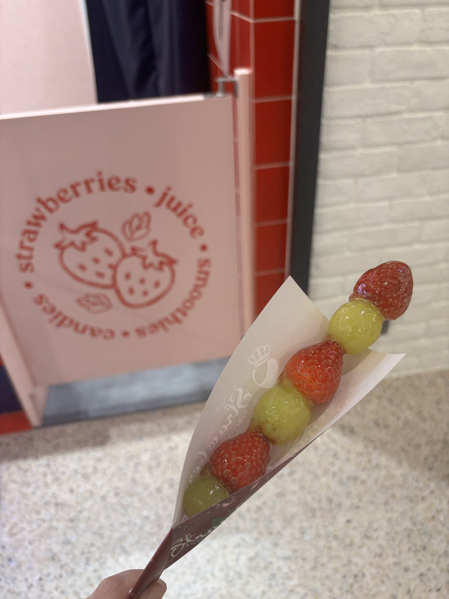 もかピーマン tweet media