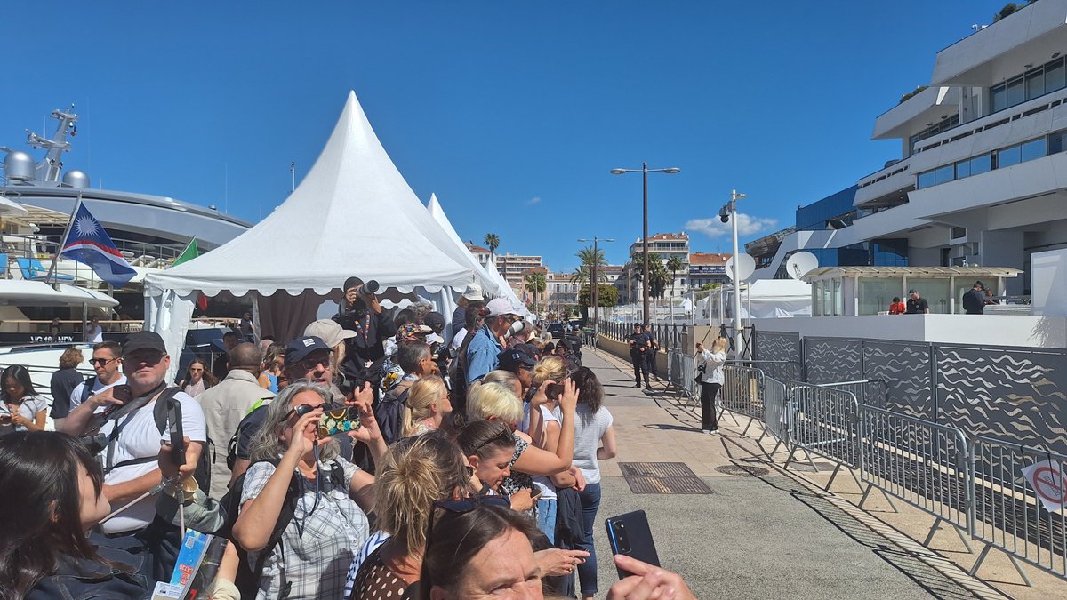 James Smith tweet media