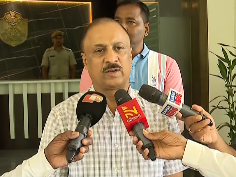 ଓଟିଭି tweet media