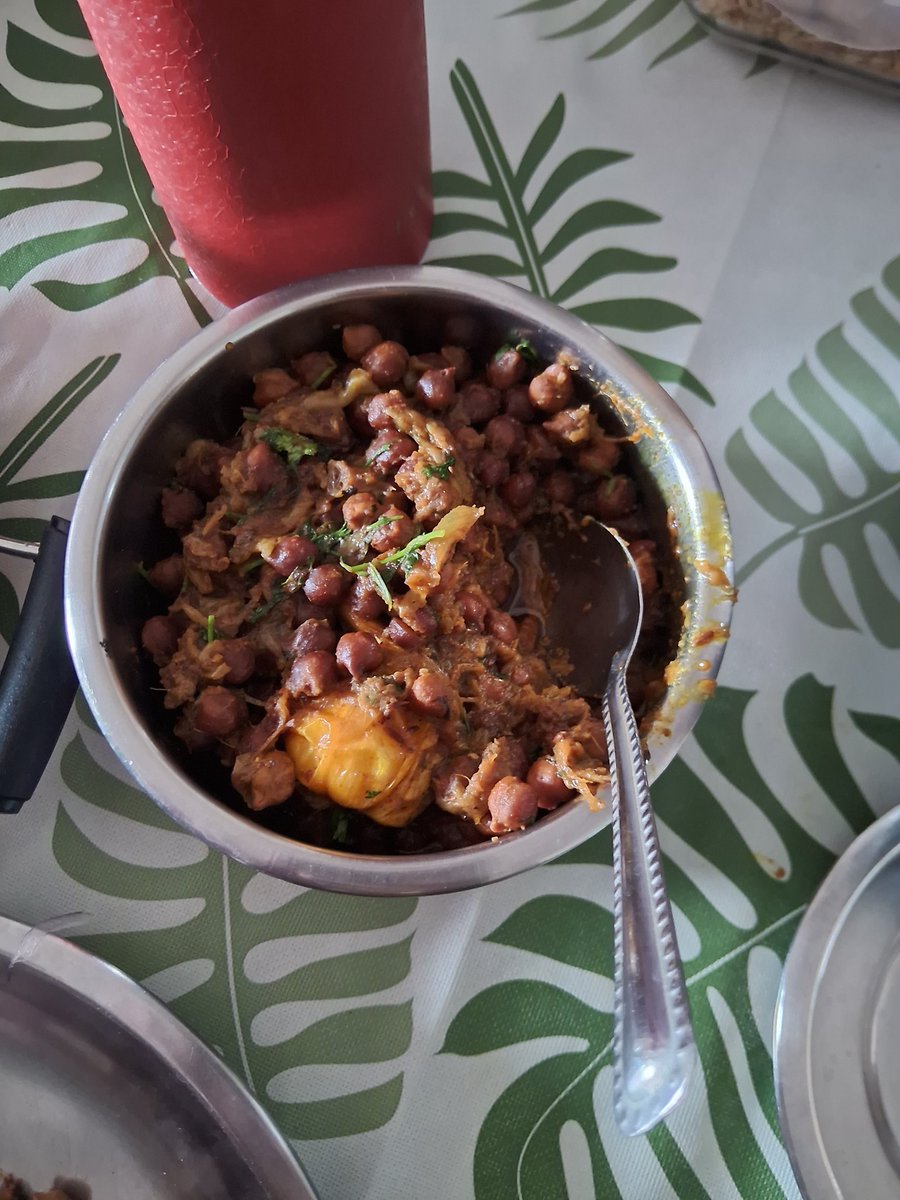 AnnuInfo's tweet photo. #Day131
 After an Intermittent Fasting of 12 Hours
At 09:30 AM
Black Chana Sauté in Mustard Oil

Scheduled:
At 1:30 PM
Light Lunch

Evening:
Makhana https://t.co/enDT6qKajr