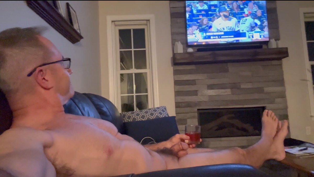 Nudist since 91 tweet media