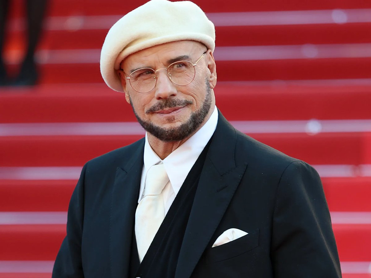 DiscussFilmtwt's tweet photo. The current standing ovation count for the 79th Cannes Film Festival:

‘TEENAGE SEX AND DEATH AT CAMP MIASMA’ - 7 min
‘ALL OF A SUDDEN’ - 11 min
‘PAPER TIGER’ - 10 min
John Travolta’s outfit - 18 min
Soderbergh’s AI John Lennon documentary - -27 min https://t.co/jeu3ilJ7Y1