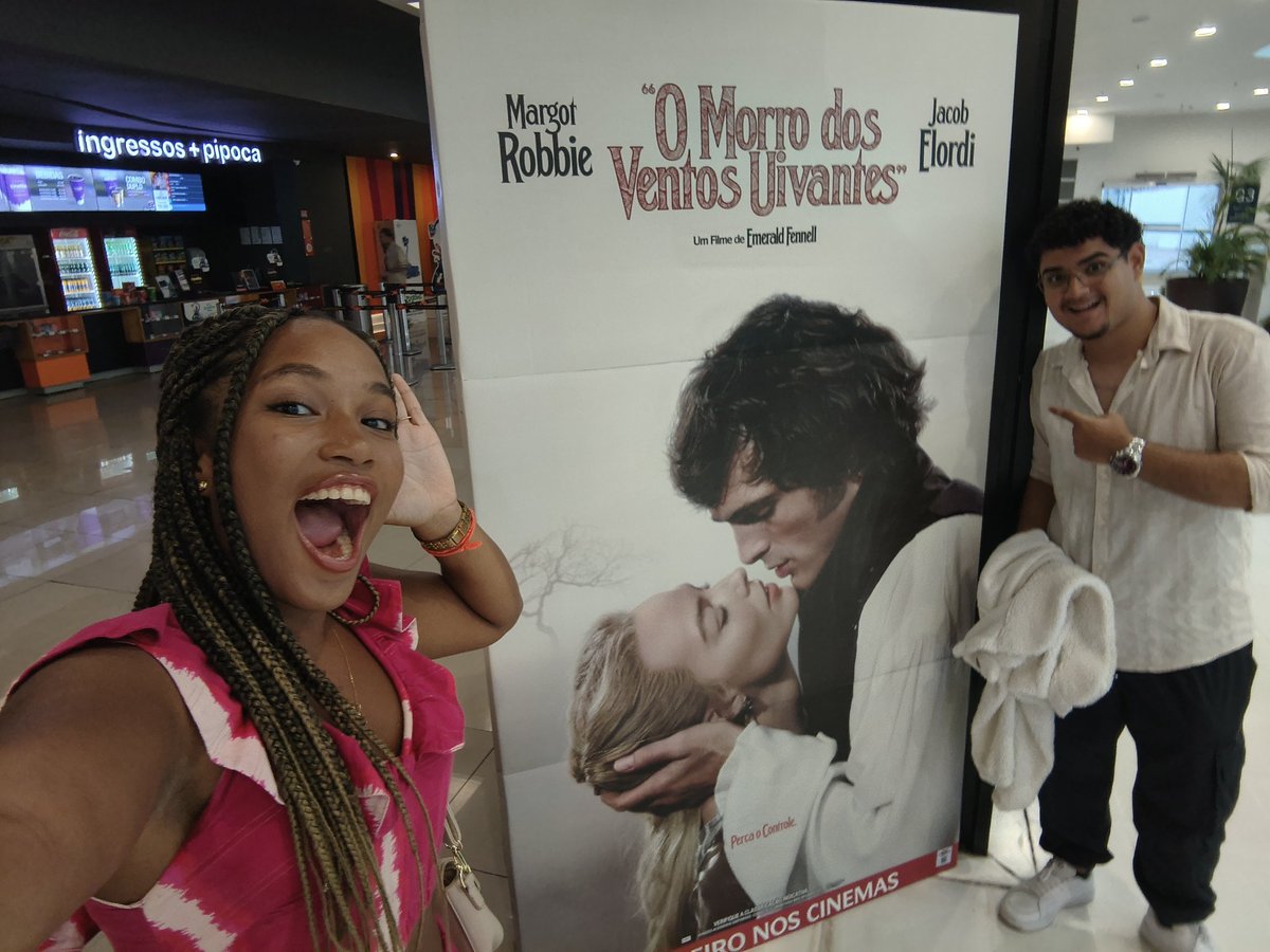 Juvpa_'s tweet photo. "Eu odeio acidentes, exceto de quando passamos de amigos para isso." Taylor não erra ✨
Roupa do cemj e aniv = amigos l Itacaré e cinema = namorados
POV:  Todas as fotos parecem que somos só amigos, pois somos girlFRIEND e boyFRIEND 🙏🏾😆 https://t.co/YQJBGW5Rxg