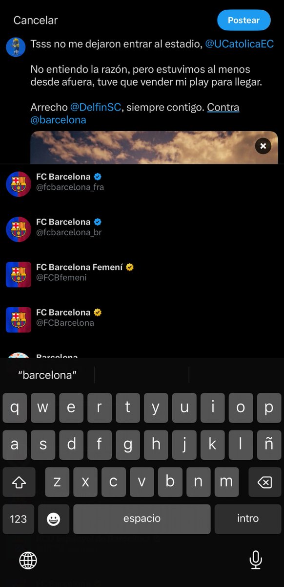 El CM de Delfín tweet media