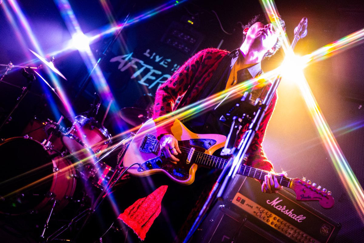 inazero170's tweet photo. 《📸𝐋𝐢𝐯𝐞 𝐏𝐡𝐨𝐭𝐨𝐠𝐫𝐚𝐩𝐡𝐲📸》
4/19(Sun)@音屋AFTER BEAT

Vo&amp;Gt：膳(@zenzen_music)
Vo&amp;Gt：佐々木航太(@sasadon714)
Ba：鈴木スー(@runrunaroundsue)
Dr：ながんこちゃ(@nagamaho)

Photo by Ryota( @r_tlod )

#拡散希望 #イナゼロ #膳 #佐々木航太 #いいね https://t.co/xjPwNrEl9I
