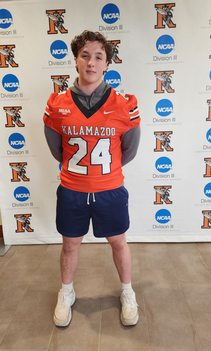 ryan_pritzlaff's tweet photo. Thank you @CoachCWhitehead and @CoachKrajacic for having me on campus today for a great visit and camp.

@MIexposure @PrepRedzoneMI @MichFBFrenzy @KzooFootball https://t.co/rmEUWDuz5H