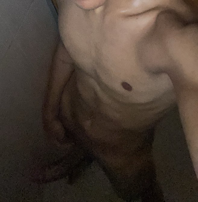 onlygay tweet media