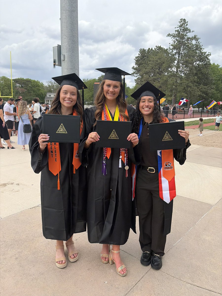 DoaneWBB's tweet photo. Today we celebrated our three seniors. Congratulations Megan, Madison and Rylie! Excited to see you all in the next step of your journey! https://t.co/TApqt7kIhl