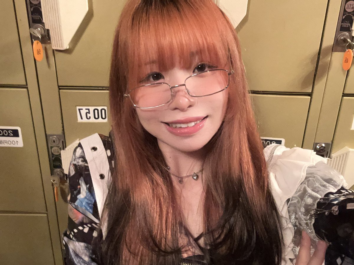 kiramina_Kona's tweet photo. おはこな☕️🎸 https://t.co/Akj7WI1lV3