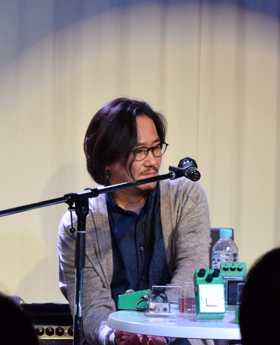 fmcocolo_mns's tweet photo. ◎12時台｜
▪️MUSIC LIFE Vintage📖
『THE EFFECTOR BOOK』
編集長・下総淳哉さんが登場！

こちらのマガジンのポスターを2名様にプレゼント！🎁 https://t.co/jAJ2FQGf97