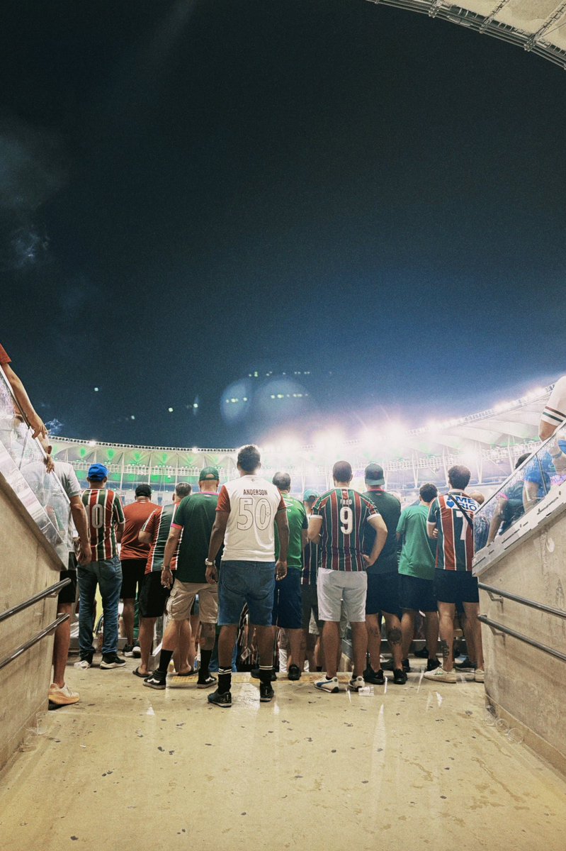 clearchhh's tweet photo. Hoy fui a ver Fluminense - Sao Pablo, lindas fotos https://t.co/f3CzxZ8A6U