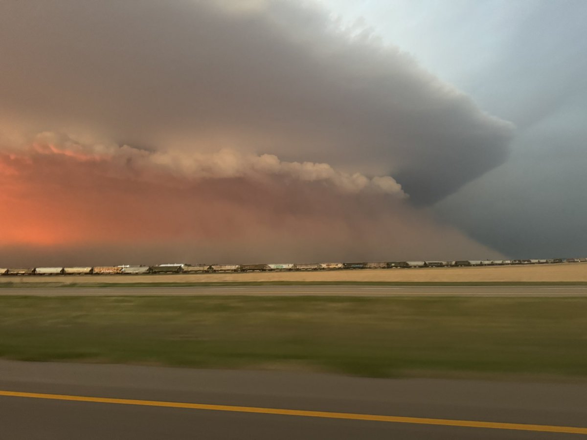 Storm Chaser Jack Kelley tweet media