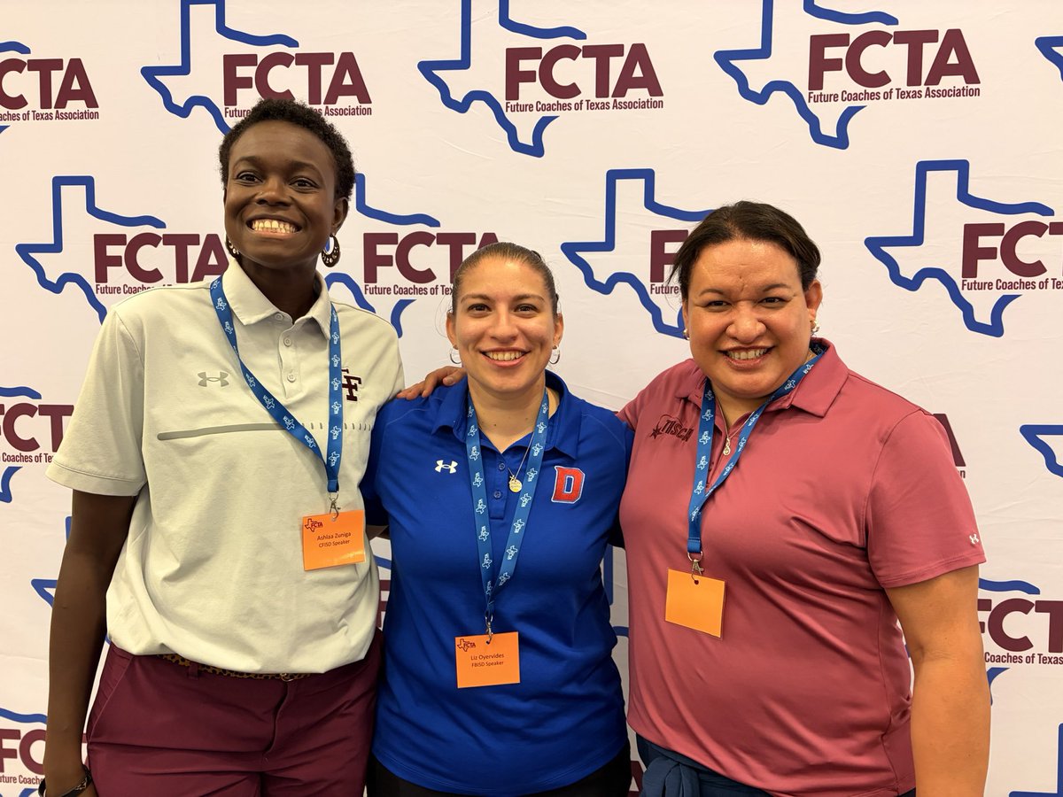 DHS_CoachO's tweet photo. A day was had pouring into our future coaches @FutureCoachesTX !! Thank you @DScott713 for giving me the opportunity to share my story! My heart &amp; cup are full! I can’t wait to see what the future holds for FCTA! 💫🙌🏼 @FBISDAthletics @THSCAcoaches #BeGREAT https://t.co/zIflN12CIG
