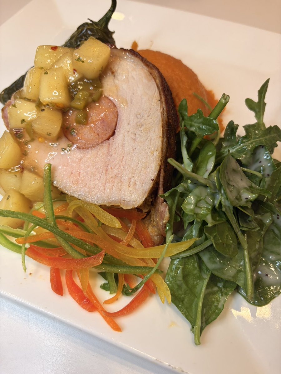 Chef_VNell's tweet photo. Bacon Wrapped Andouille Stuffed Pork Tenderloin &amp; Spicy Apple Chutney, Savory Sweet Potato Mash, Arugula/Spinach Mix https://t.co/xjGKaQxEKH