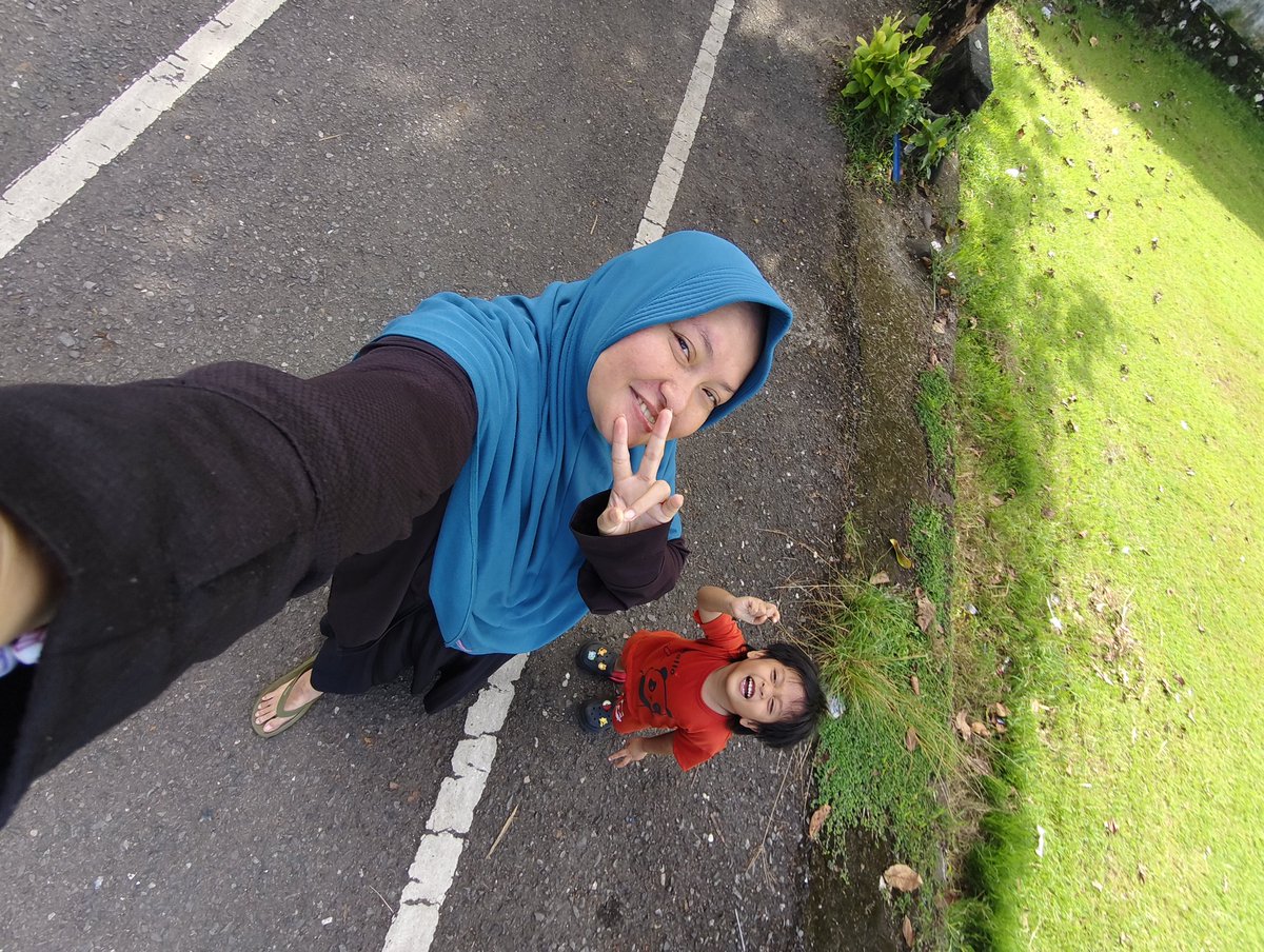 oyya_yah's tweet photo. Ahad😁✌ https://t.co/LEgllsVtCT