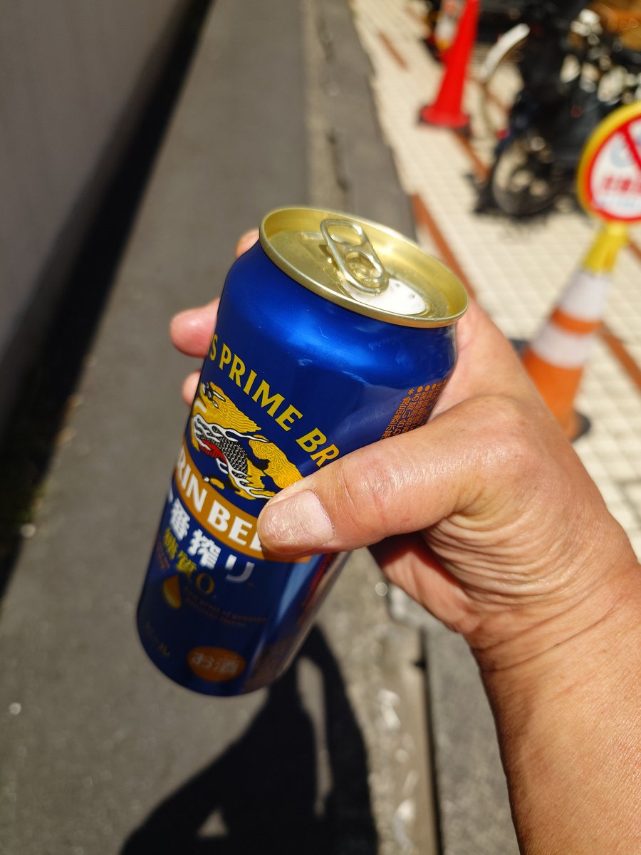 タカさん tweet media