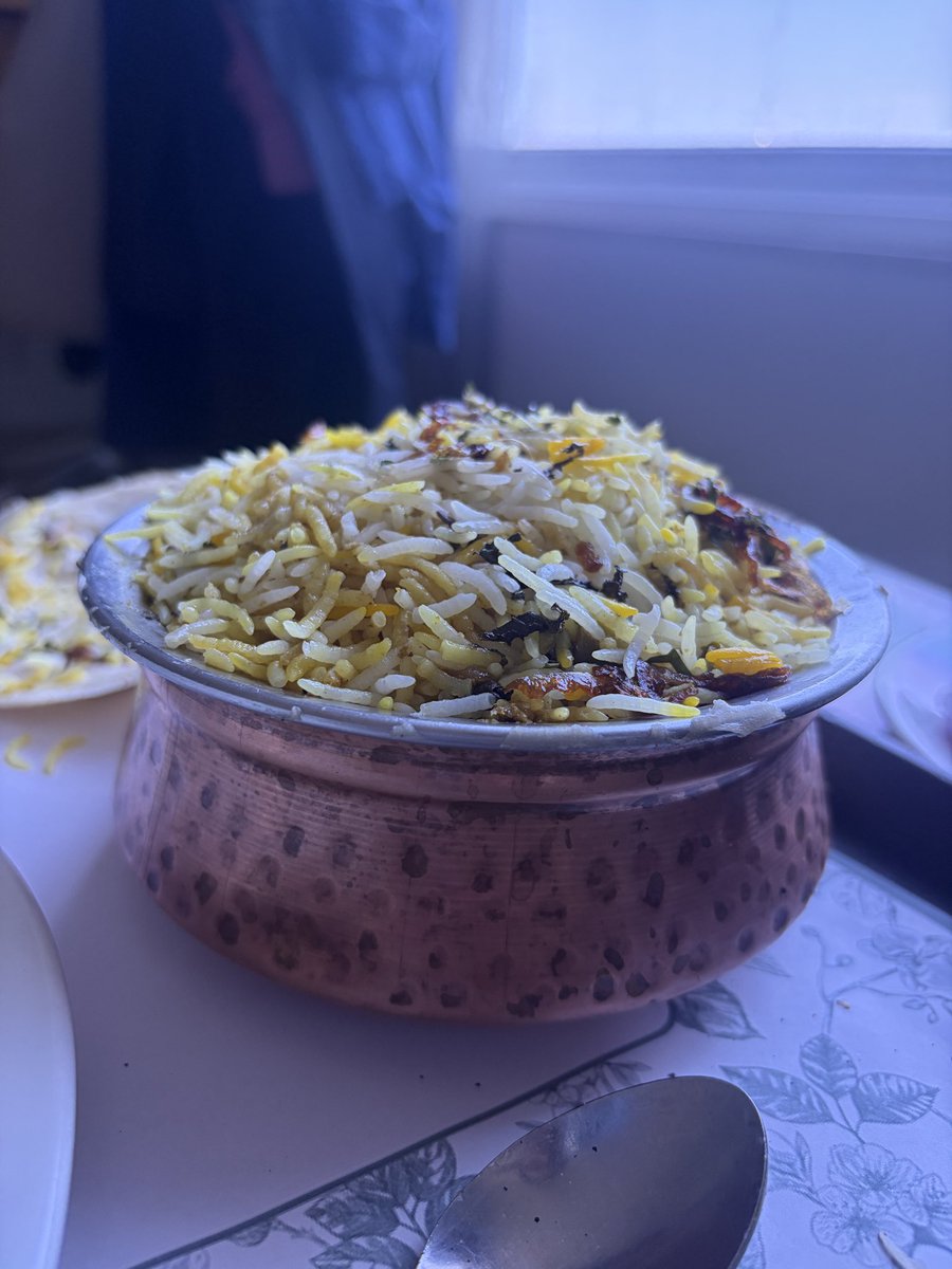 impinturaj's tweet photo. Kaun si dish h……..guess….. and win a chance to seat with me….. https://t.co/rkAyedYxgV