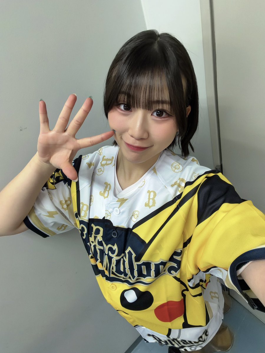 らんらんページ おはらんらん🌺 今日はWithLIVE🩷 皆さまとどんな話が出来るか 楽しみ