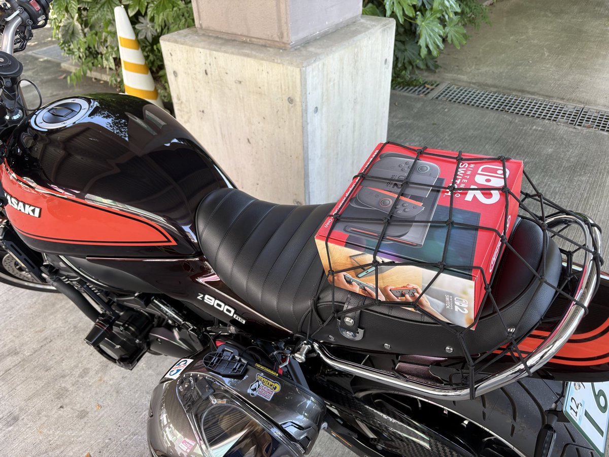 heppoko1131's tweet photo. お買い物行ったらSwitch2売ってた！
次女の分げっとおおおおお！
さて帰るぞー！ https://t.co/1bhBVVlFxi
