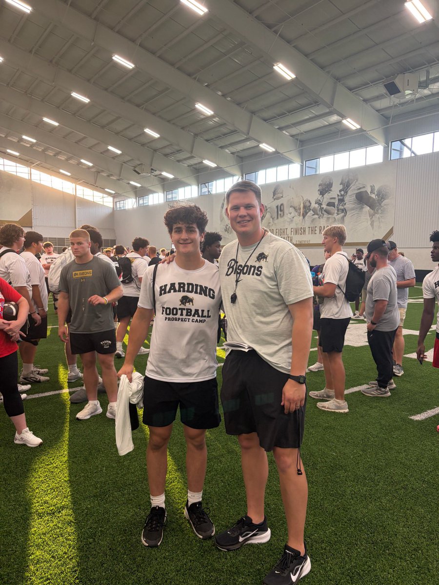 cooperjones_11's tweet photo. I had a great time competing today @Harding_FB Prospect camp!!
@CoachFrancis_HU @hucoachmote 
@MTCSAthletics @MTCSFB @CoachPetey66 @strengthcoach34 @MikeGeren1 https://t.co/ZfvWbaDkyd
