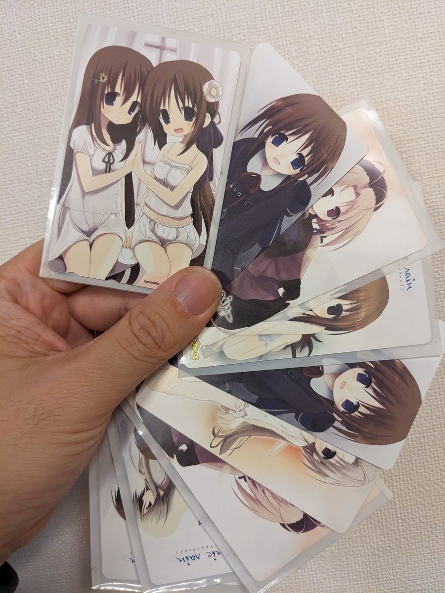 しろ tweet media