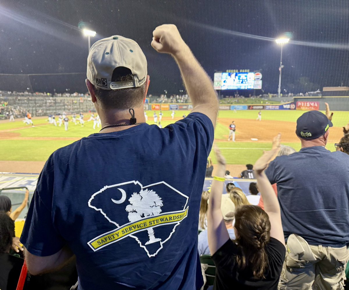 SCDCNews's tweet photo. ⚾️Great overtime win for SCDC night at the @ColaFireflies game! 🧢 
#LetsGlow #WeAreCorrections https://t.co/8iFBWndd5M
